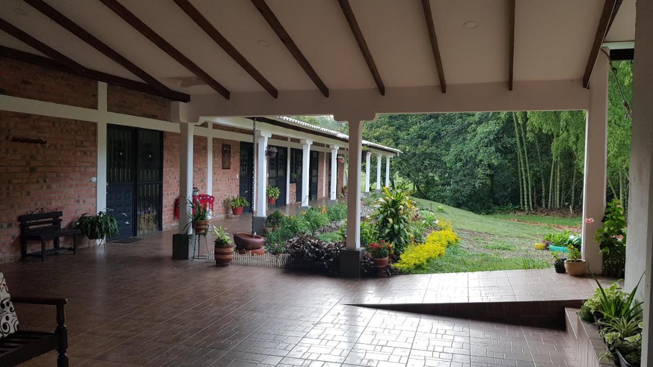 Parcela Villa Cristal ポパヤン エクステリア 写真